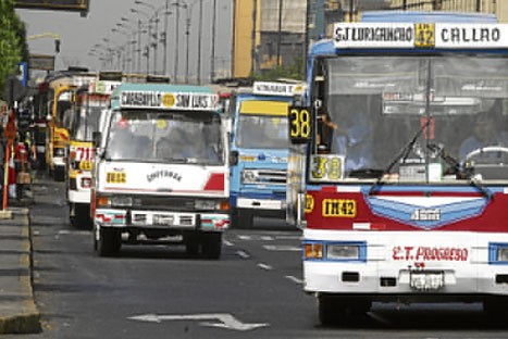 Alrededor de 4 mil vehículos de  transporte público serán retirados