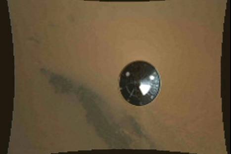 Robot 'Curiosity' envió imágenes a color de Marte