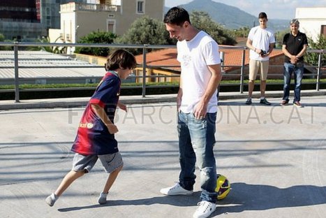 VIDEO: Niño sin pies cumplió su sueño de jugar con Lionel Messi