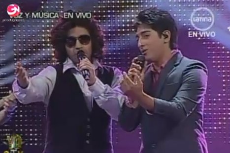 VIDEO: Luis Fonsi y Andrés Calamaro arrasaron con dúo en 'Yo Soy'