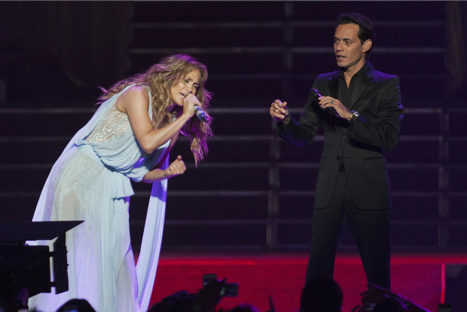 Jennifer López y Marc Anthony se reunieron para cantar 'No me ames' - VIDEO