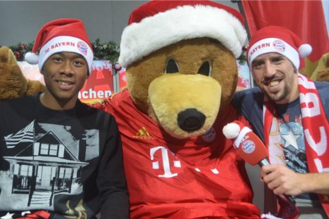 Claudio Pizarro deseó Feliz Navidad a los hinchas de Bayern Múnich