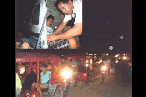 Ucayali: 300 motocarristas iluminaron aeródromo de Contamana para salvar a tres personas
