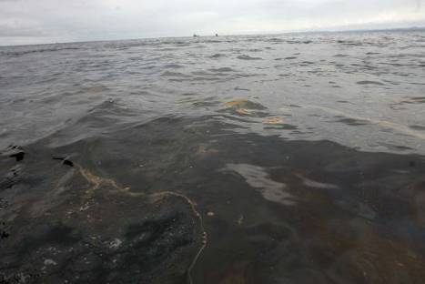 Doscientos barriles de petróleo fueron derramados en el mar de Piura