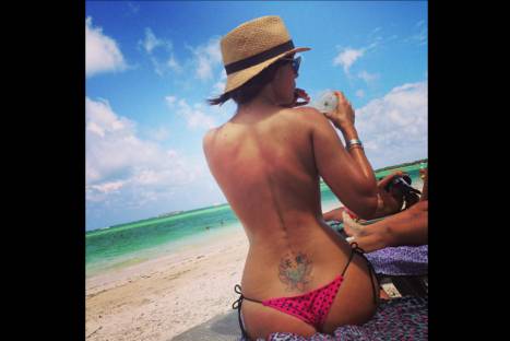 Tilsa Lozano hizo topless en playa de República Dominicana