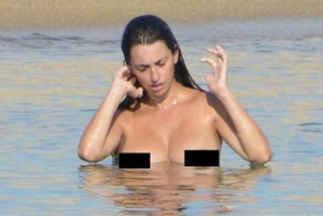 Captan a Penélope Cruz en 'topless' durante vacaciones en Francia
