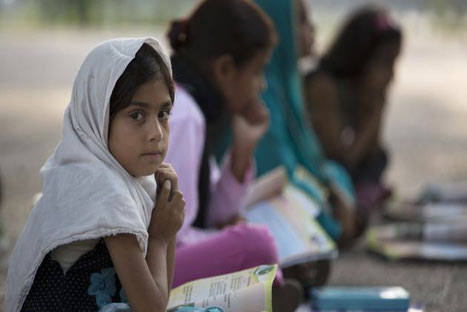 Increíble: niña de 11 años se casa con joven de 12 en Pakistán como parte de un acuerdo matrimonial