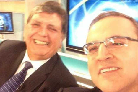 Mira el 'selfie' de Beto Ortíz con Alan García