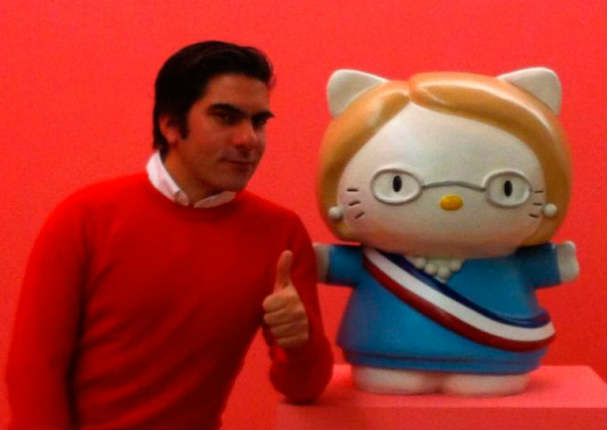 Convierten a la presidenta de Chile en Hello Kitty (FOTOS)
