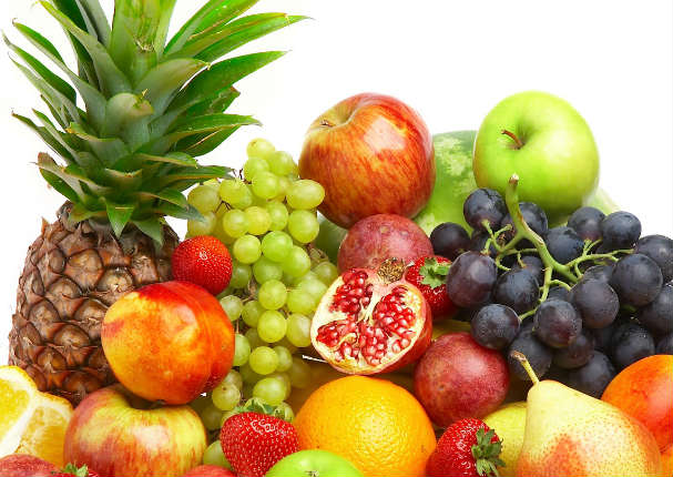 3 razones por las que debes reducir el consumo de jugos y preferir la fruta entera