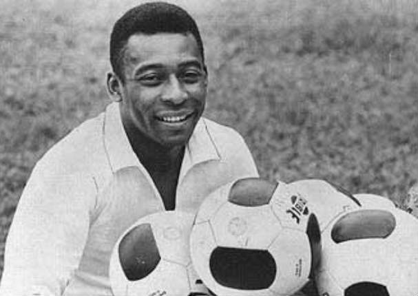 El Rey Pelé cumple hoy 74 años. Mira los mejores 10 goles de su carrera aquí.