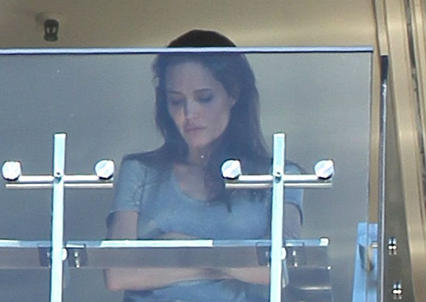 Brad Pitt y Angelina Jolie protagonizan fuerte discusión (FOTOS)