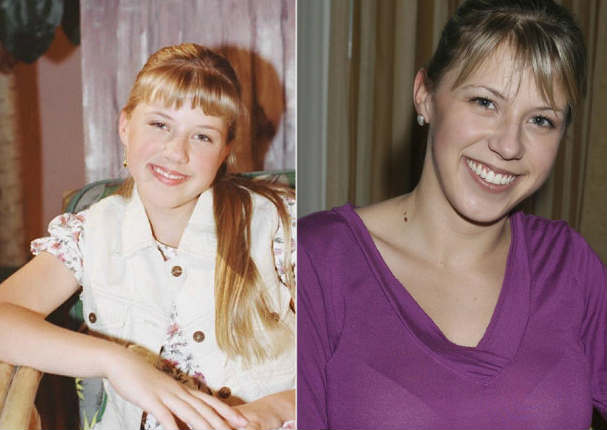 Mira cómo luce en la actualidad Stephanie Tanner de 'Tres por Tres' (FOTOS)