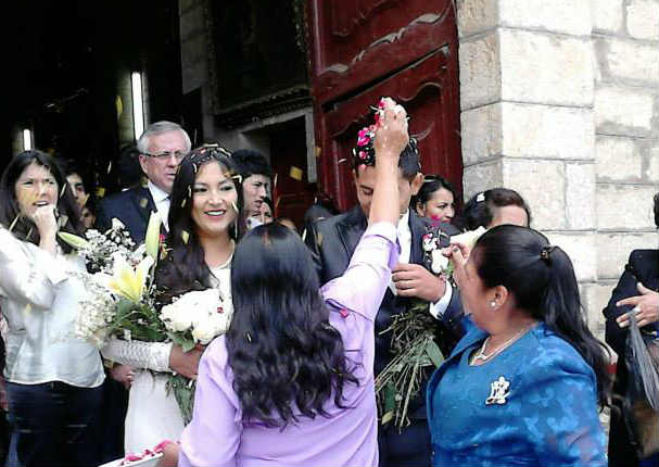 Magaly Solier contrajo matrimonio religioso en Huanta (FOTOS)