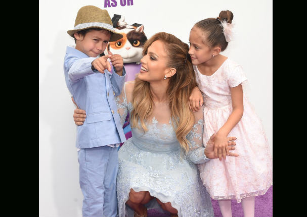 Los hijos de Jennifer Lopez aún no se acostumbran a la fama (FOTOS)