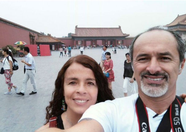 Mira las fotos de Carlos Alcántara y su esposa en China (FOTOS)