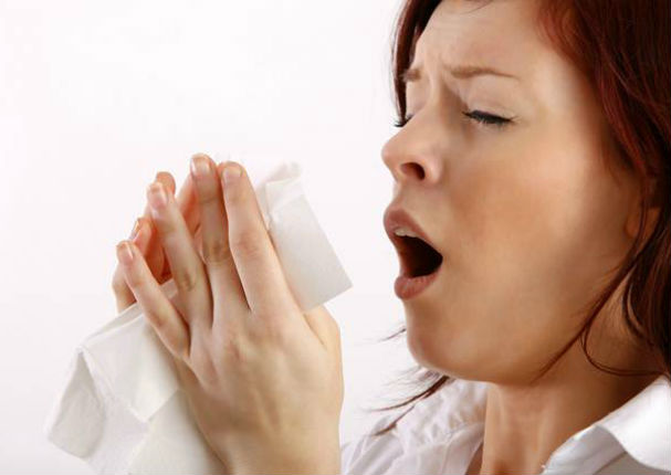 Te contamos por qué es malo aguantarse los estornudos