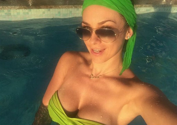 Aracely Arámbula enciende las redes sociales con fotos en bikini
