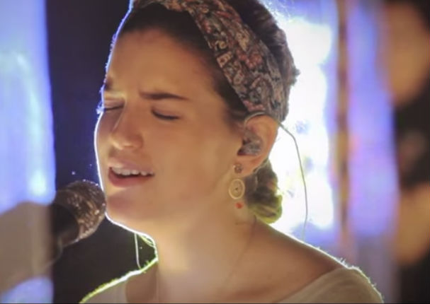 Hija de Gian Marco sorprende cantando huayno (VIDEO)