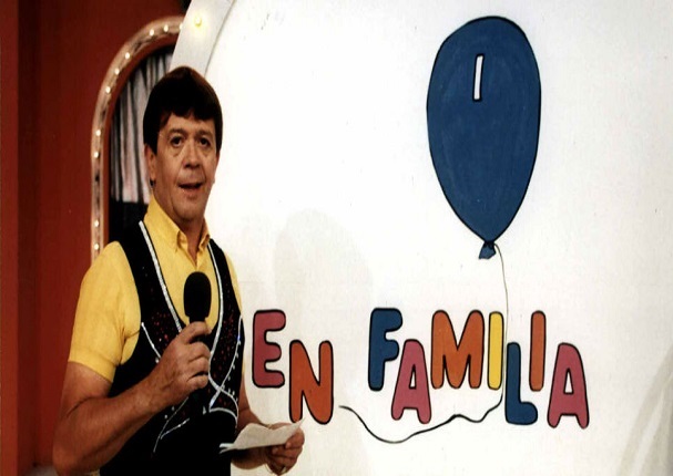 Chabelo: Juntan firmas para pedir que no se vaya de la TV