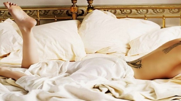 Angelina Jolie y William Levy: Así lucen cuando despiertan (FOTOS)