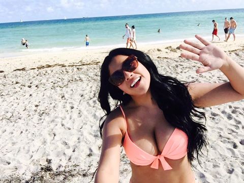 Maricarmen Marín alborota las redes sociales con fotos en bikini