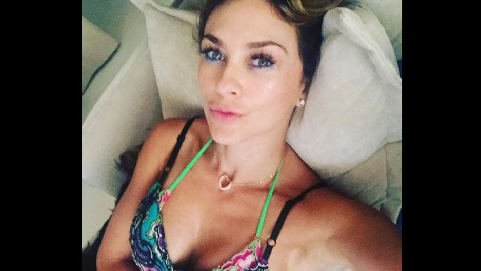 Aracely Arámbula enciende las redes sociales con sensuales fotos