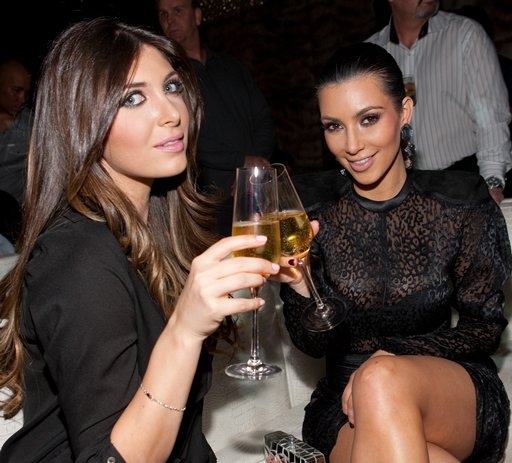 ¿Qué tienen en común  Kim Kardashian y Angelique Boyer?