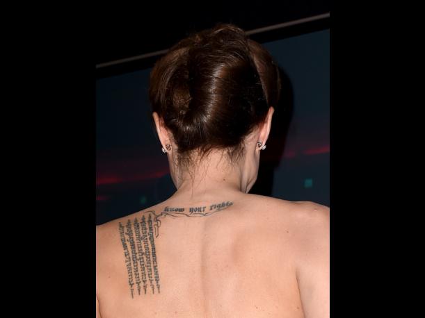 Angelina Jolie sorprende con nuevos tatuajes - FOTOS