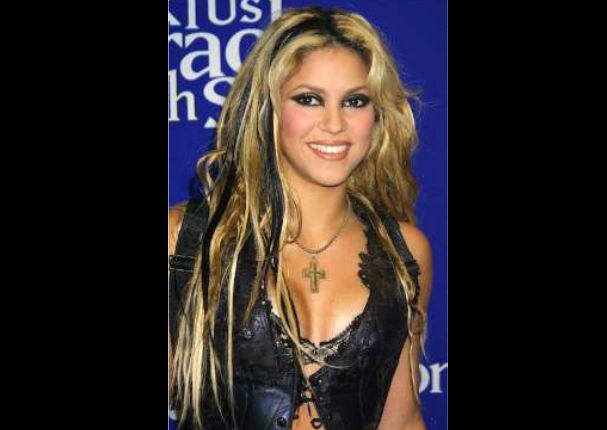 Shakira: No te imaginas cómo lucía la colombiana antes de ser famosa