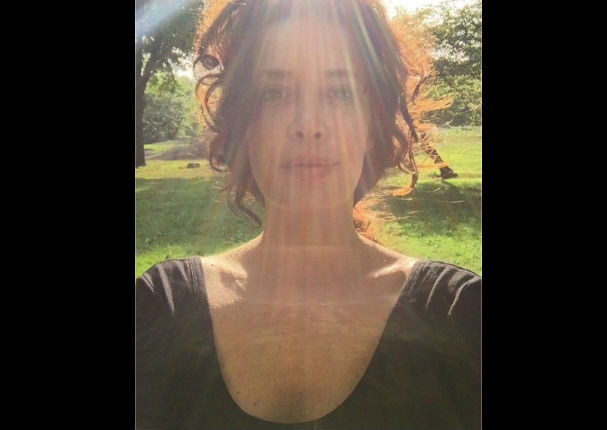 Angie Cepeda cautiva con foto sin maquillaje en Instagram