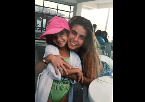 Stephanie Cayo: Fiorella Cayo publica foto íntima con su hermana