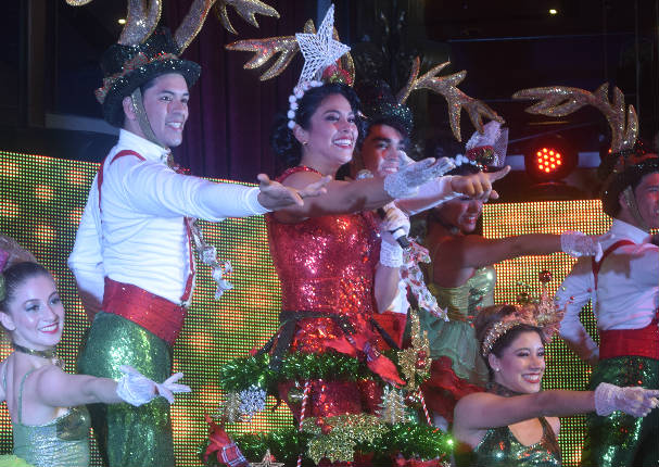 Maricarmen Marín se lució con gran espectáculo por Navidad