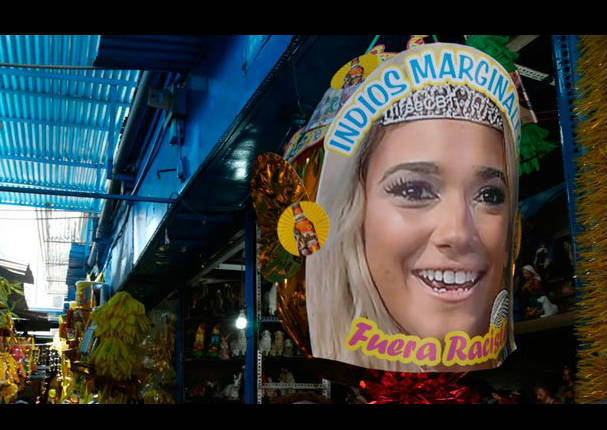 ¡La quieren fuera! Piñatas de año nuevo con la cara de Julieta Rodríguez son las más vendidas