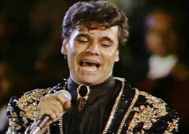 Hijo de Juan Gabriel se opera y ahora luce como
