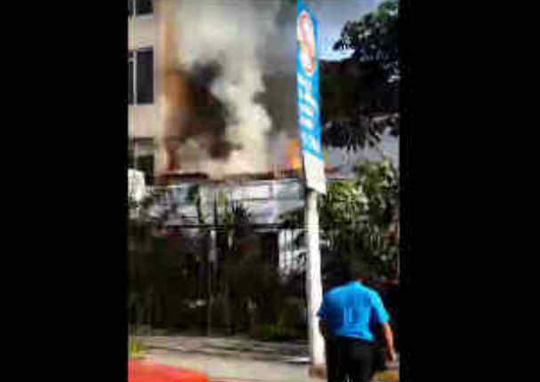 Alerta: Otro incendio alarma a Limeños - VIDEO