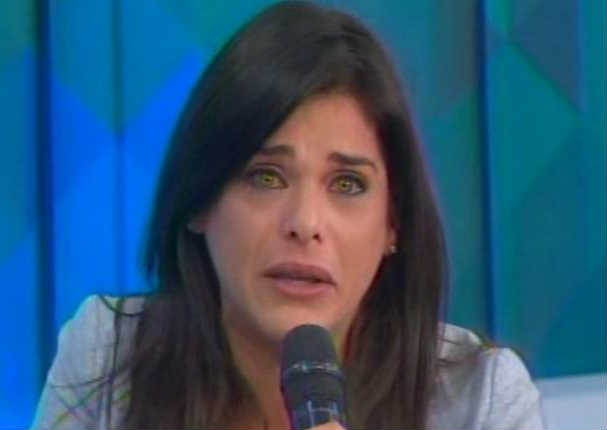 Giovanna Valcárcel llorá y pide disculpas a su pareja en pleno programa en vivo