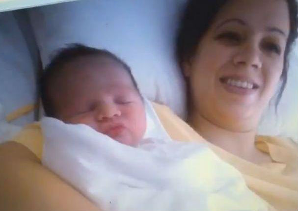 Melissa Klug y Jefferson Farfán: Se publicaron fotos del nacimiento de su hijo menor (FOTOS)