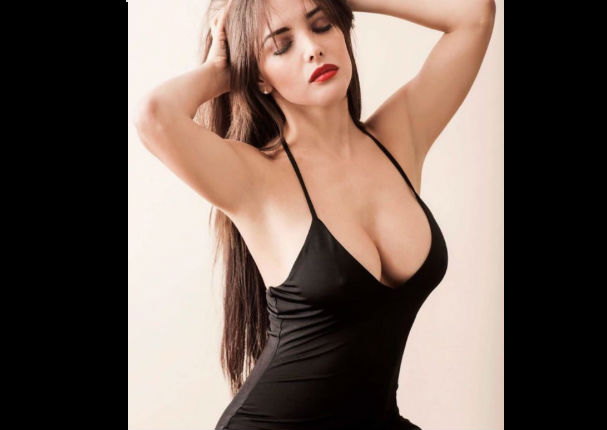 Rosángela Espinoza: 10 fotos más sensuales de 'La Chica Selfie' (FOTOS)