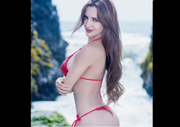 Rosángela Espinoza: 10 fotos más sensuales de 'La Chica Selfie' (FOTOS)