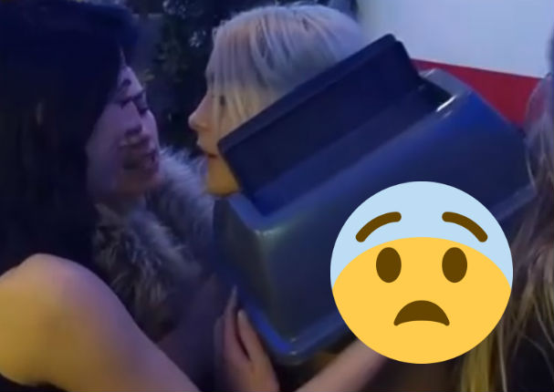 Viral: Mujer en estado de ebriedad queda atrapada en la tapa de un basurero (VIDEO)