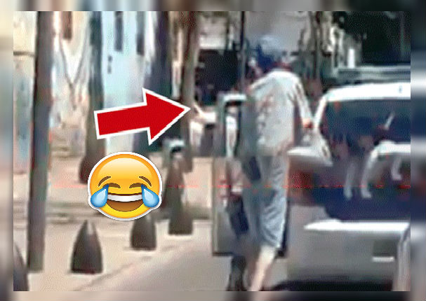 Ladrón brinda 'sus servicios' y ayuda a empujar el carro que lo trasladaba (VIDEO)