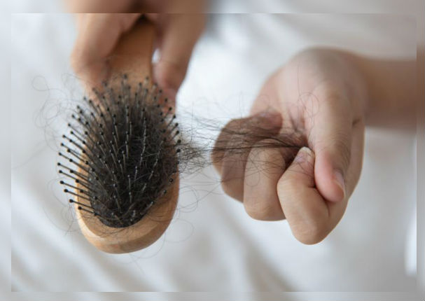 ¿Qué peligros esconde la caída constante de cabello?