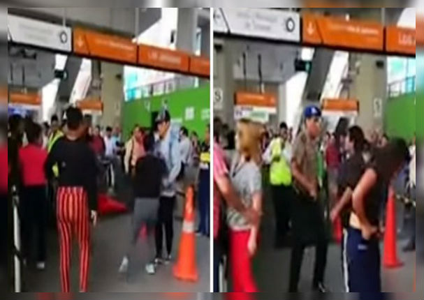 Mujeres se pelean por un pasajero en la estación del Metro de Lima