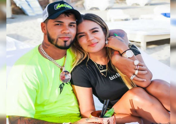 Karol G recibe lujoso regalo de Anuel AA por su primer aniversario (VIDEO)