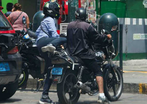 MTC prohíbe el uso de motos lineales como 'taxi ' para el público