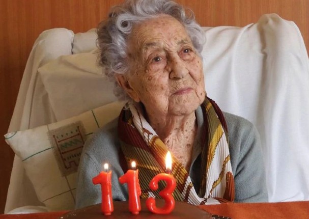 Con 113 años, la mujer más longeva de España supera el coronavirus