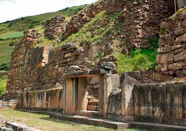 Monumento Arqueológico Chavín vuelve a recibir al publico