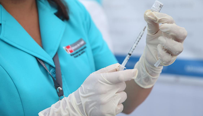 Lambayeque: Personas intentaron recibir tercera dosis de la vacuna