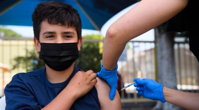 COVID-19: Menores entre 12 y 17 años serían vacunados en diciembre